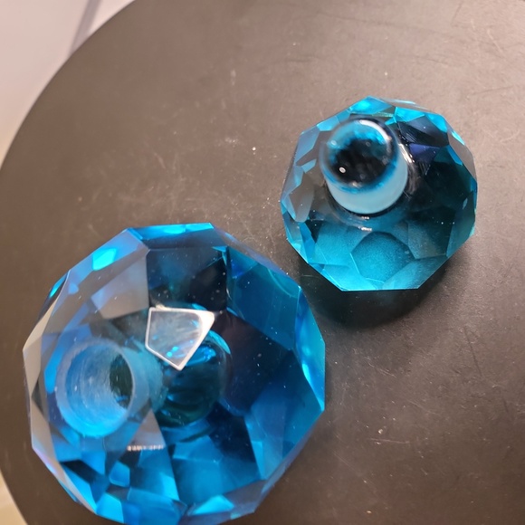 Vintage Blue Faceted Crystal Glass Perfume Bottle - Picture 8 of 11